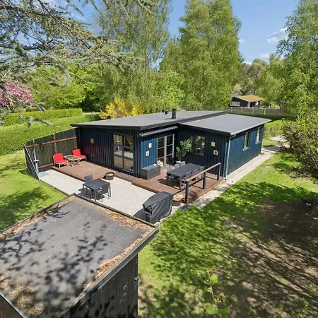 Alika - 700m From The Sea By Interhome *
