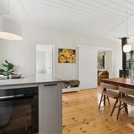 Alika - 700m From The Sea By Interhome *